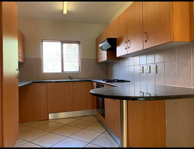 2 BEDROOM PROPERTY TO RENT IN FOURWAYS